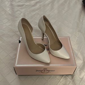 White Snake Point Toe Heel